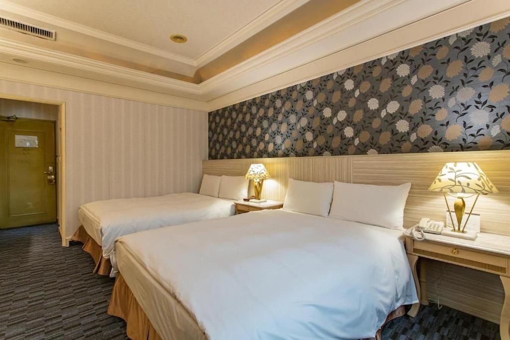 Ohotel Тайчжун Екстер'єр фото