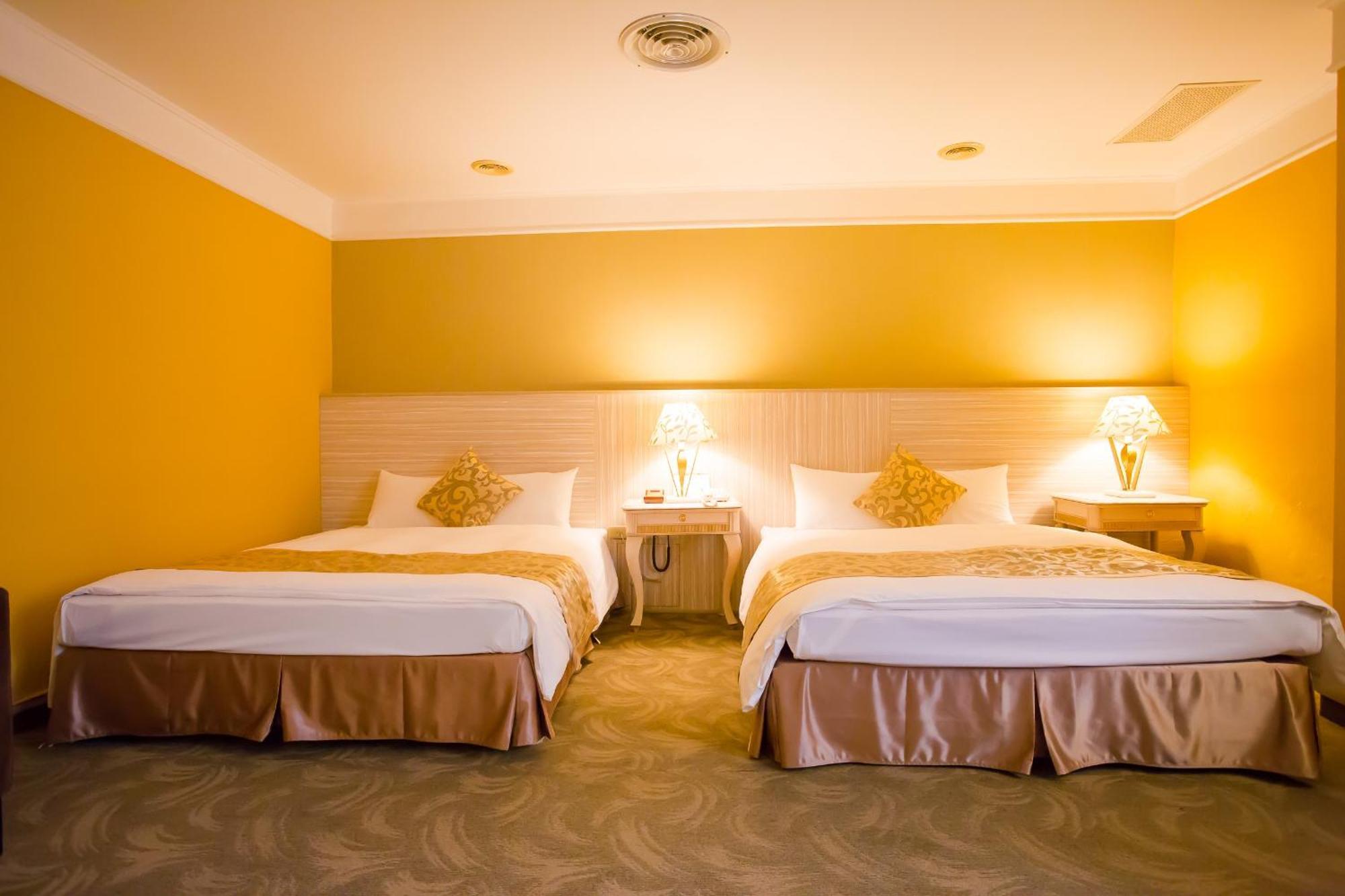 Ohotel Тайчжун Екстер'єр фото