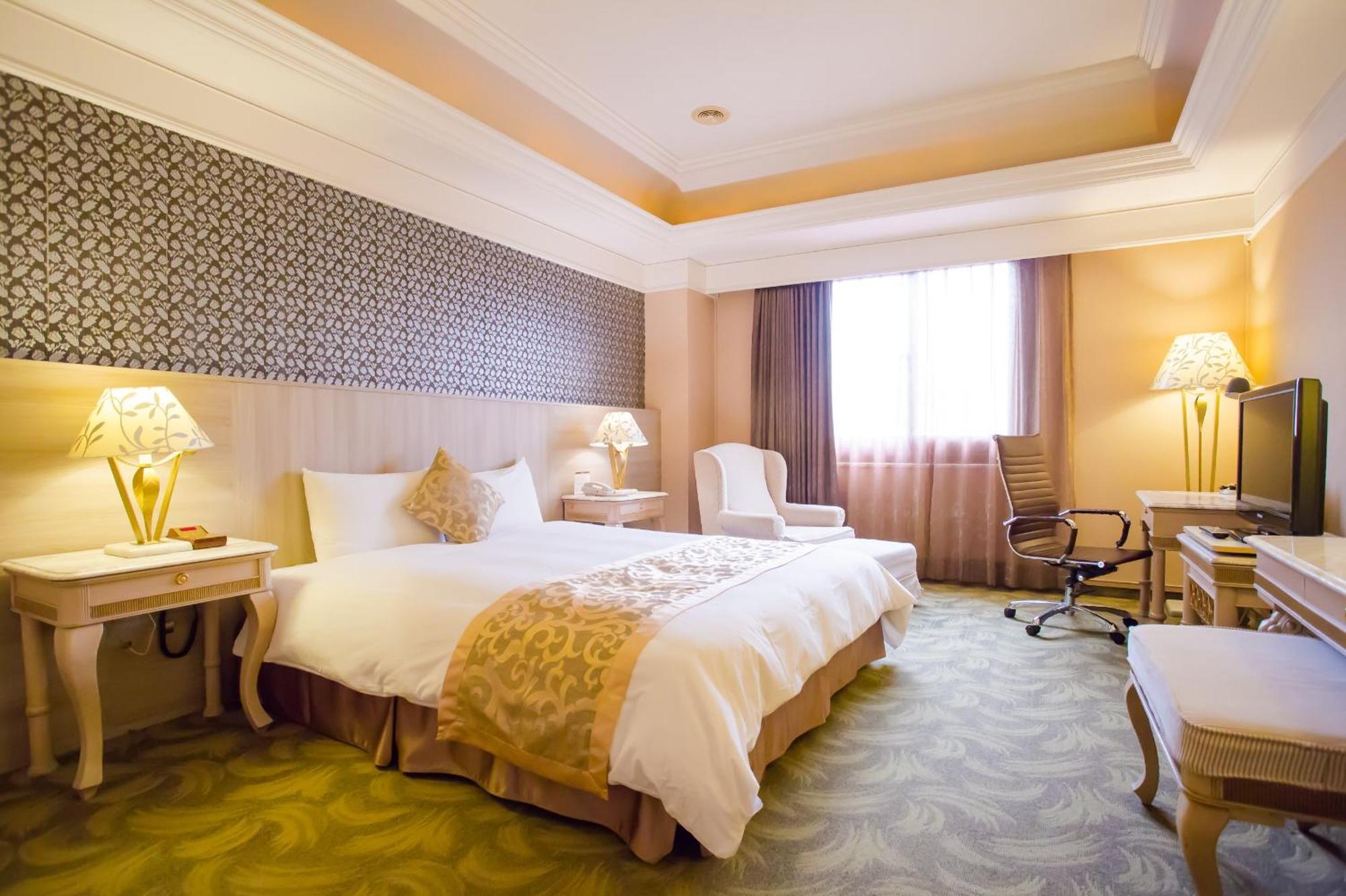 Ohotel Тайчжун Екстер'єр фото