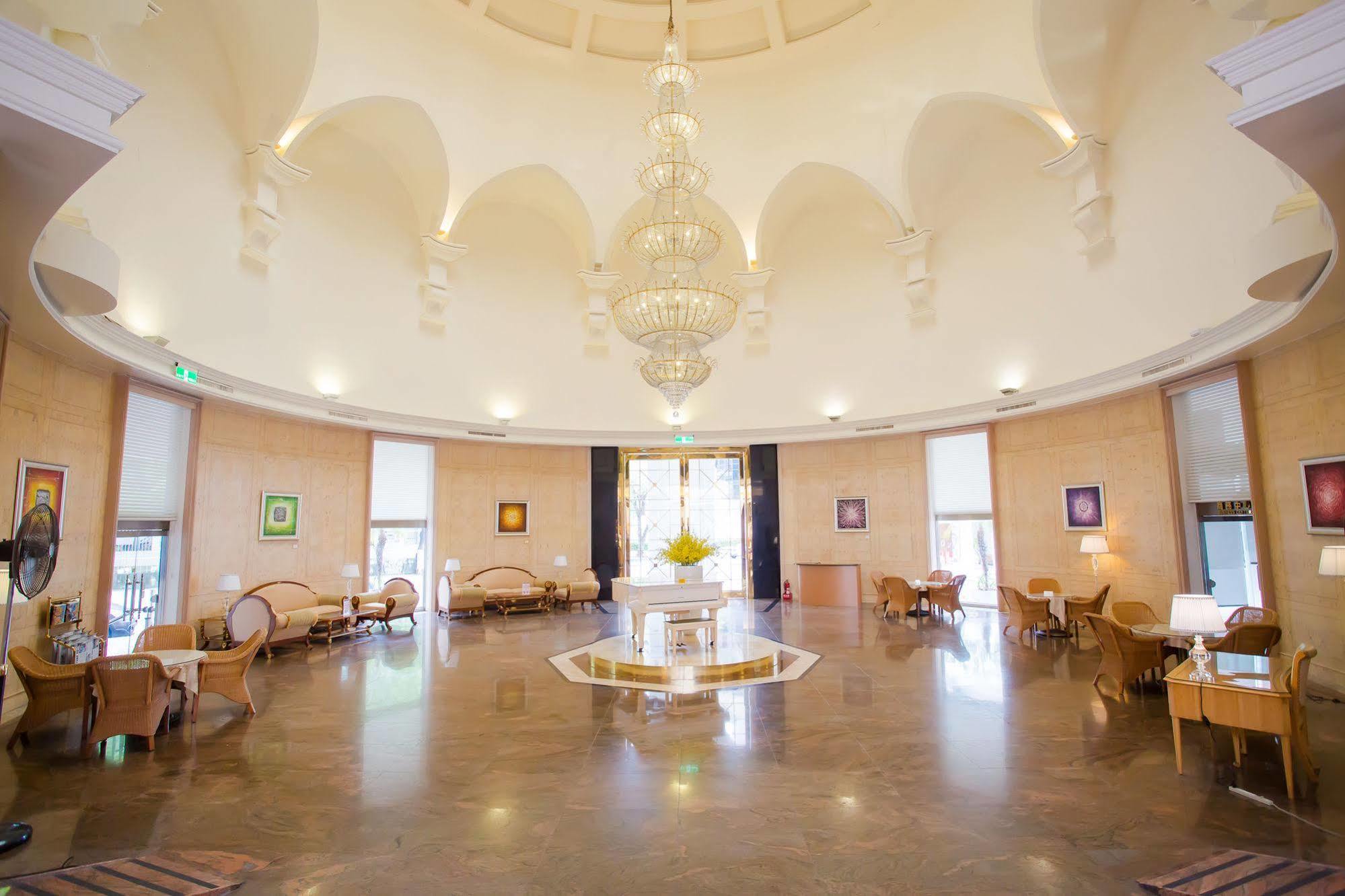Ohotel Тайчжун Екстер'єр фото